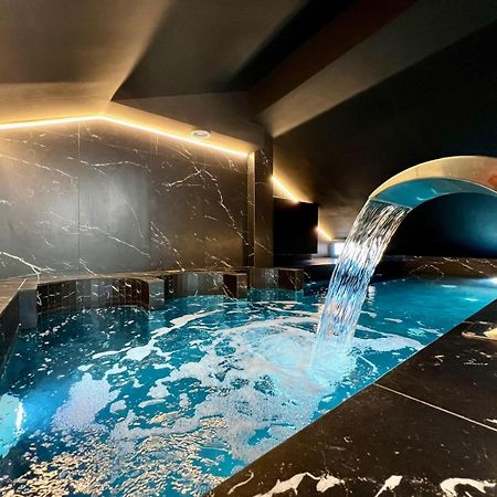 Castelar Palace & Spa By Seaward Suites บิยาโฮโยซา ภายนอก รูปภาพ